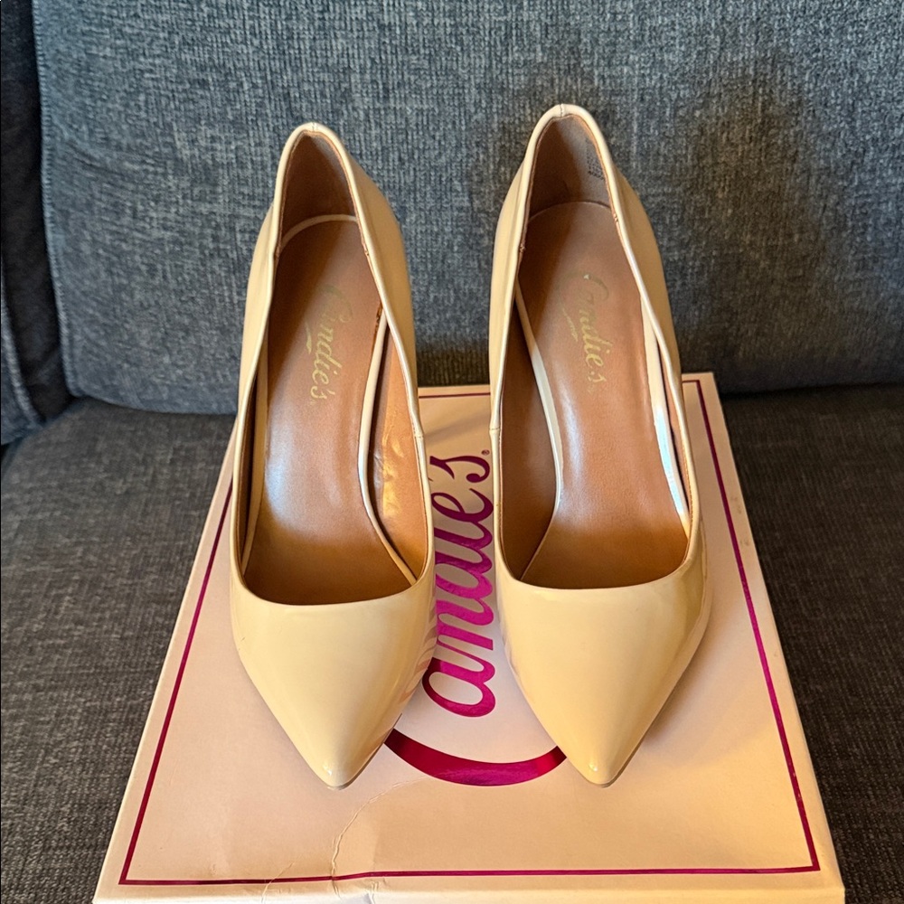 Candie's Cream Women's Heels
